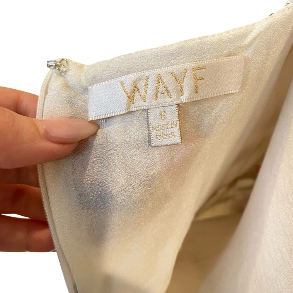 Wayf Hampshire Handkerchief Dress in Floral Printed Eyelet Lace Like New - Picture 9 of 11